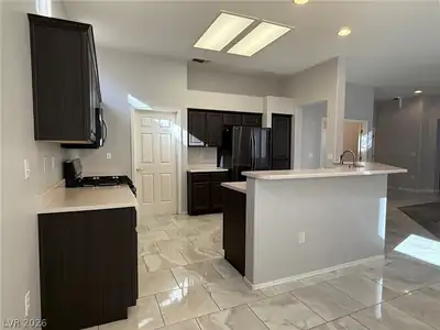 10725 Clarion Lane, Las Vegas, NV 89134 Kitchen