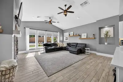 5865 Egan Crest Drive, Las Vegas, NV 89149 Living Room