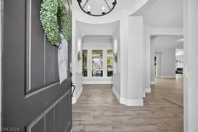 5865 Egan Crest Drive, Las Vegas, NV 89149 Entrance Foyer