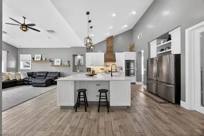 5865 Egan Crest Drive, Las Vegas, NV 89149 Kitchen