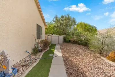 1156 Picked Petal Court, Henderson, NV 89074 Yard