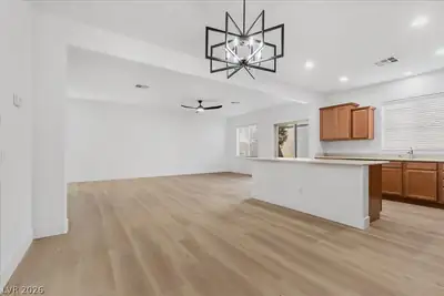 8262 Arden Landing Place, Las Vegas, NV 89117 