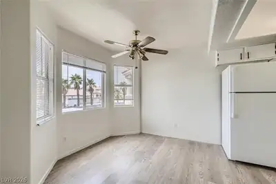 2200 Benmore Street 201, Las Vegas, NV 89108 