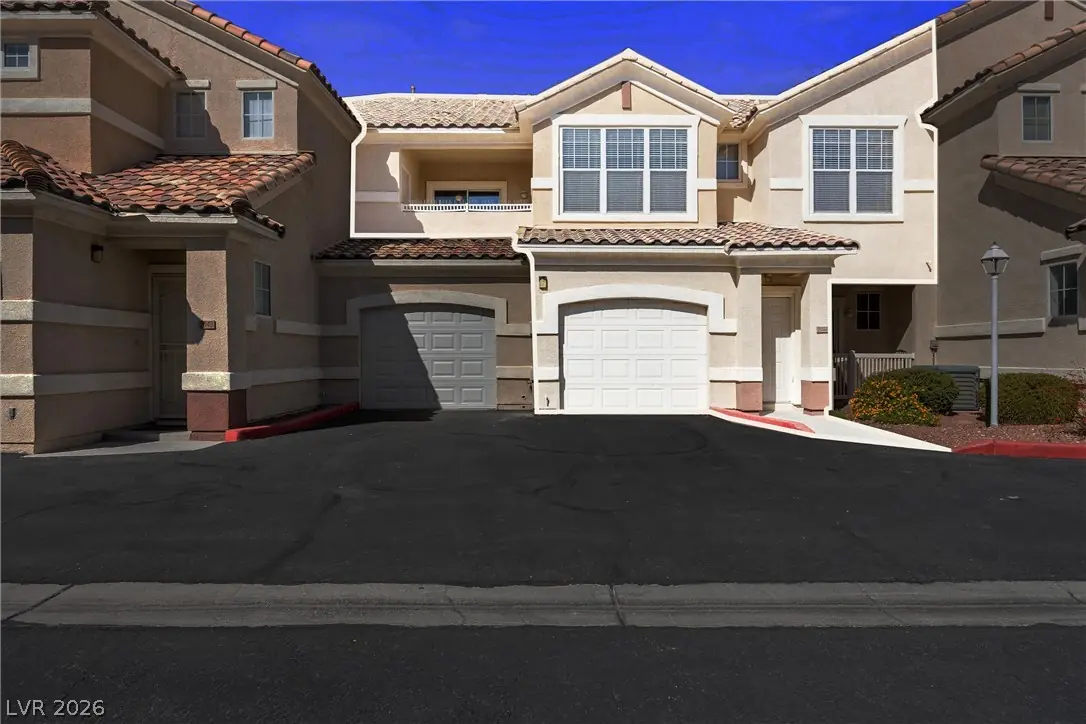 5855 Valley Drive 2044, North Las Vegas, NV 89031