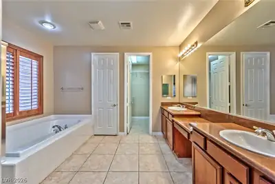 11409 Orazio Drive, Las Vegas, NV 89138 Primary Bathroom