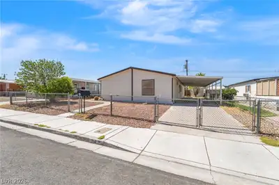 214 Piute Lane, Henderson, NV 89015 Front of Structure