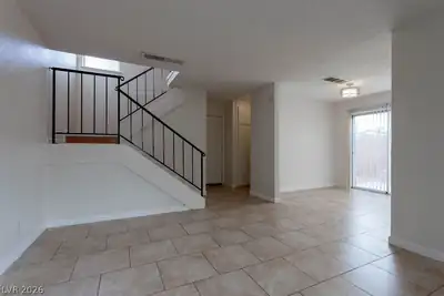 4362 Caliente Street 15, Las Vegas, NV 89119 Living Room