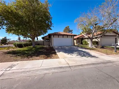 3924 Applecrest Street Las Vegas, NV 89108