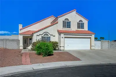 540 HERITAGE CLIFF Avenue, North Las Vegas, NV 89032 Front of Structure