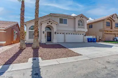 9695 Driftwood Island Court Las Vegas, NV 89148