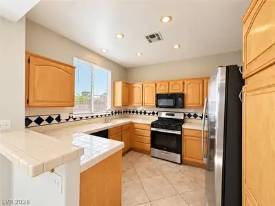 1504 Remembrance Hill Street, Las Vegas, NV 89144 Kitchen