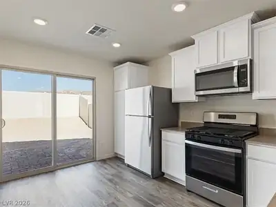 2776 Pavehawk Way, Las Vegas, NV 89156 Kitchen