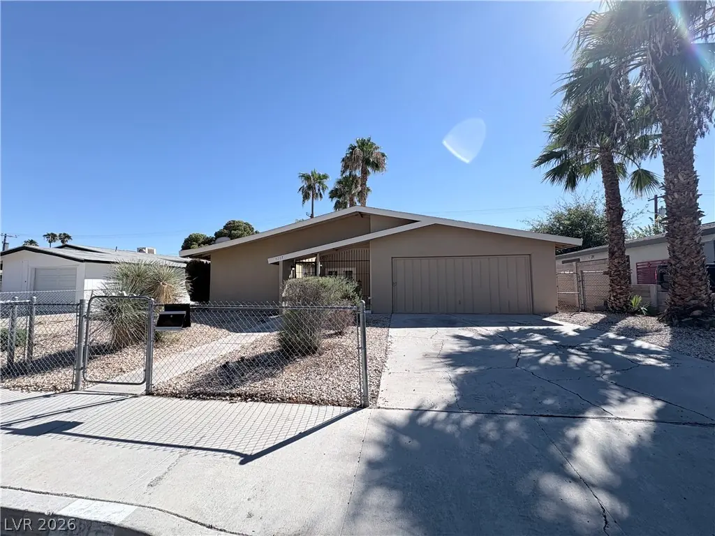 4217 SAWYER Avenue, Las Vegas, NV 89108