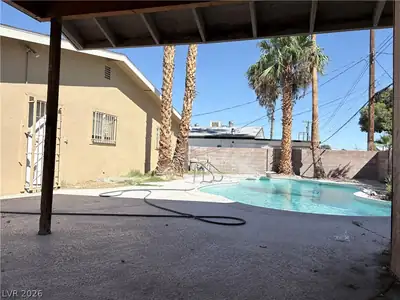 4217 SAWYER Avenue, Las Vegas, NV 89108 Yard