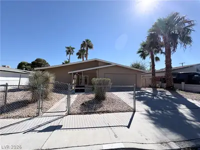 4217 SAWYER Avenue, Las Vegas, NV 89108 Front of Structure
