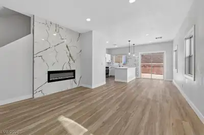 4627 Dealers Choice Way 102 Las Vegas, NV 89122