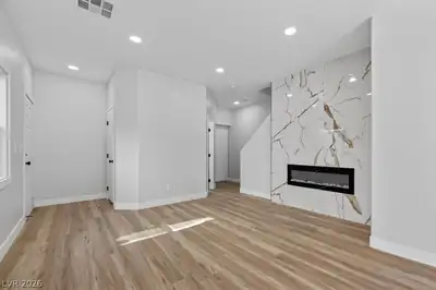 4627 Dealers Choice Way 102, Las Vegas, NV 89122 