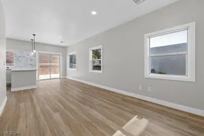 4627 Dealers Choice Way 102, Las Vegas, NV 89122 