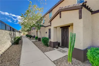 5226 Steep Cliffs Avenue, Las Vegas