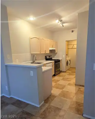2601 Country Maple Avenue, Henderson, NV 89074 Kitchen