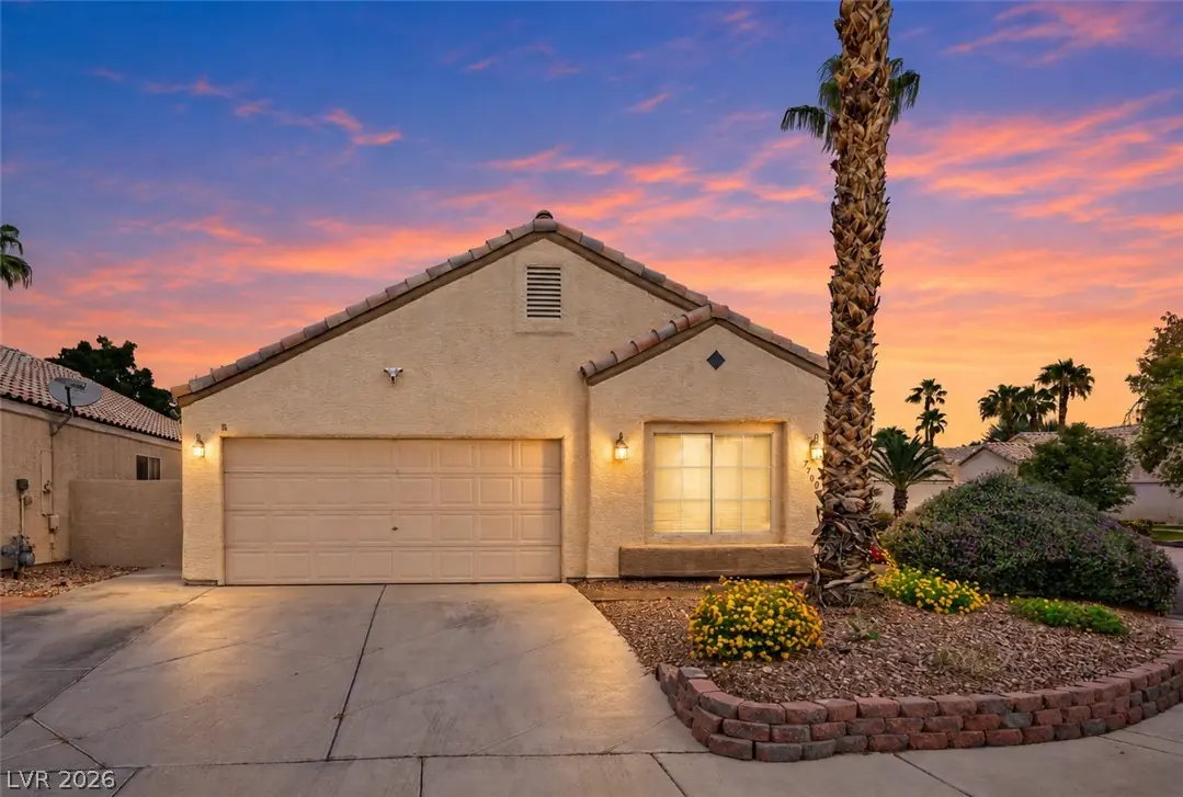 7700 Beach Falls Court, Las Vegas, NV 89149
