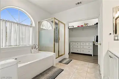 6034 Genovese Avenue, Las Vegas, NV 89141 Primary Bathroom