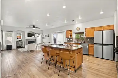 6034 Genovese Avenue, Las Vegas, NV 89141 Kitchen