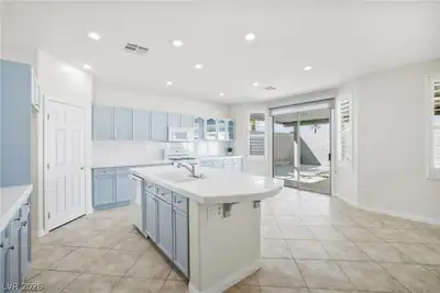 9205 Edgeworth Place, Las Vegas, NV 89123 Kitchen