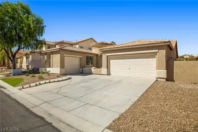 9205 Edgeworth Place, Las Vegas, NV 89123 Front of Structure