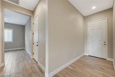 3937 Speckled Wood Avenue, Las Vegas, NV 89141 Entrance Foyer