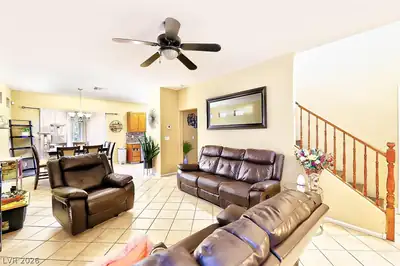 5505 Prospectors Creek Way, Las Vegas, NV 89122 Living Room