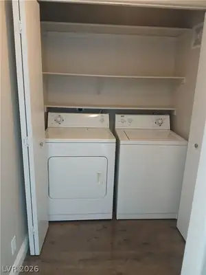 2201 Ramsgate Drive 527, Henderson, NV 89074 Laundry