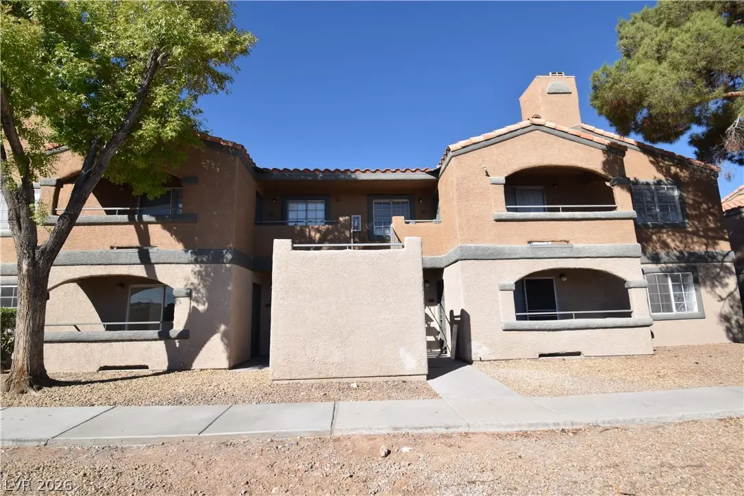 230 Mission Catalina Lane 207, Las Vegas, NV 89107
