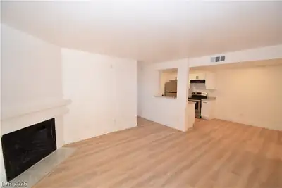 230 Mission Catalina Lane 207, Las Vegas, NV 89107 Living Room