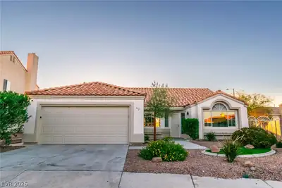 277 Gentle Bay Avenue, Henderson, NV 89074 Front of Structure