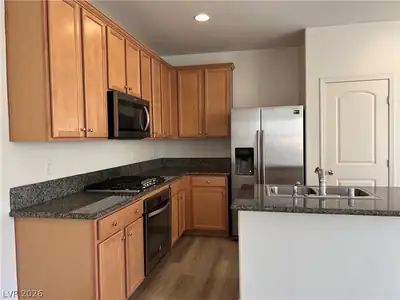7728 Gallego Plains Drive, Las Vegas, NV 89113 Kitchen