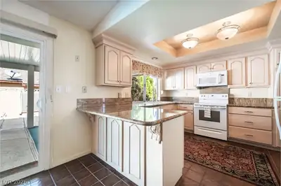 1784 Mapleton Lane, Las Vegas, NV 89119 Kitchen