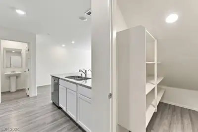 4841 Wine Ridge Avenue, Las Vegas, NV 89141 Pantry