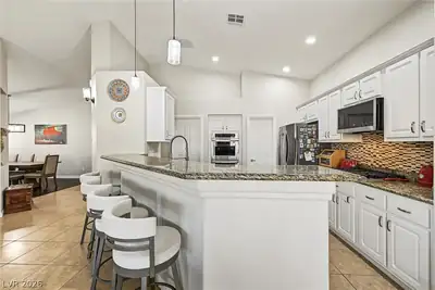 4604 Sea Dream Avenue, North Las Vegas, NV 89031 Kitchen
