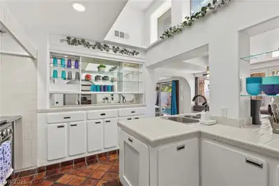 5440 Black Knight Circle, Las Vegas, NV 89119 Kitchen