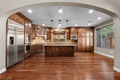 7037 Twin Forks Peak Street, Las Vegas, NV 89166 Kitchen