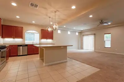 5650 Dancing Bee Court, Las Vegas, NV 89141 Kitchen