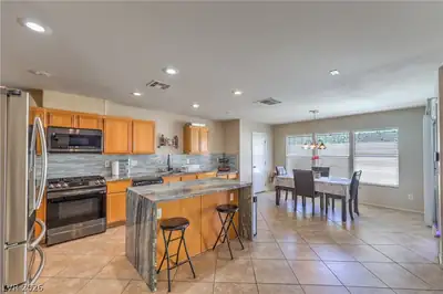 6384 Hotchkiss Court, Las Vegas, NV 89110 Kitchen