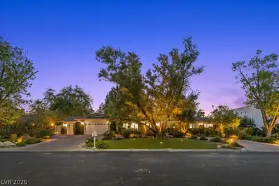 204 Rosemary Lane Las Vegas, NV 89107