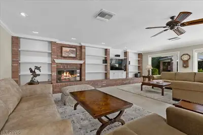204 Rosemary Lane, Las Vegas, NV 89107 