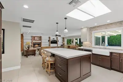204 Rosemary Lane, Las Vegas, NV 89107 