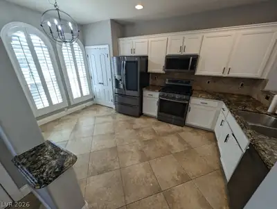 10241 Jeffcott Street, Las Vegas, NV 89178 Kitchen