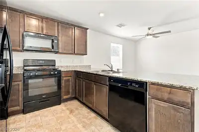4475 DOVER STRAIGHT Street, Las Vegas, NV 89115 Kitchen