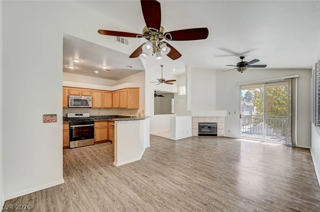 5155 West Tropicana Avenue 2016, Las Vegas, NV 89103