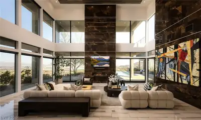 629 Dragon Peak Drive, Henderson, NV 89012 